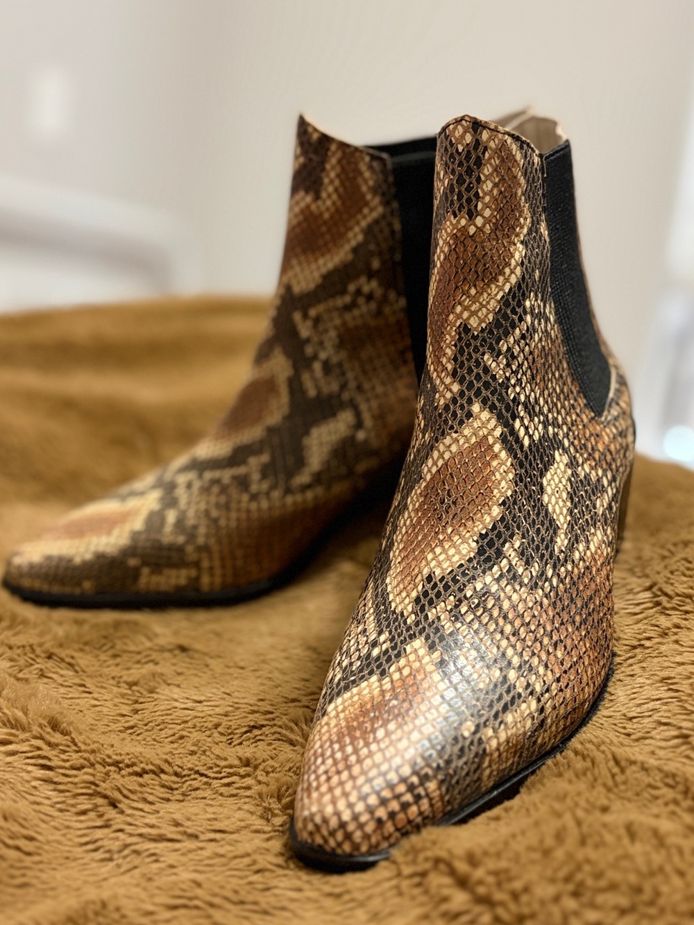 Brand New Sol Sana genuine Leather Snake-Print Chelsea Ankle Boots  size 37